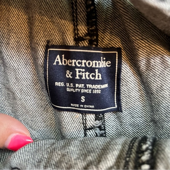 Abercrombie & fitch black denim overalls / romper size small - Picture 3 of 4